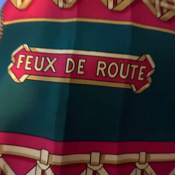 Hermes Feux De Route Vintage 90cm Green Red Silk Scarf Carre - Picture 4 of 9